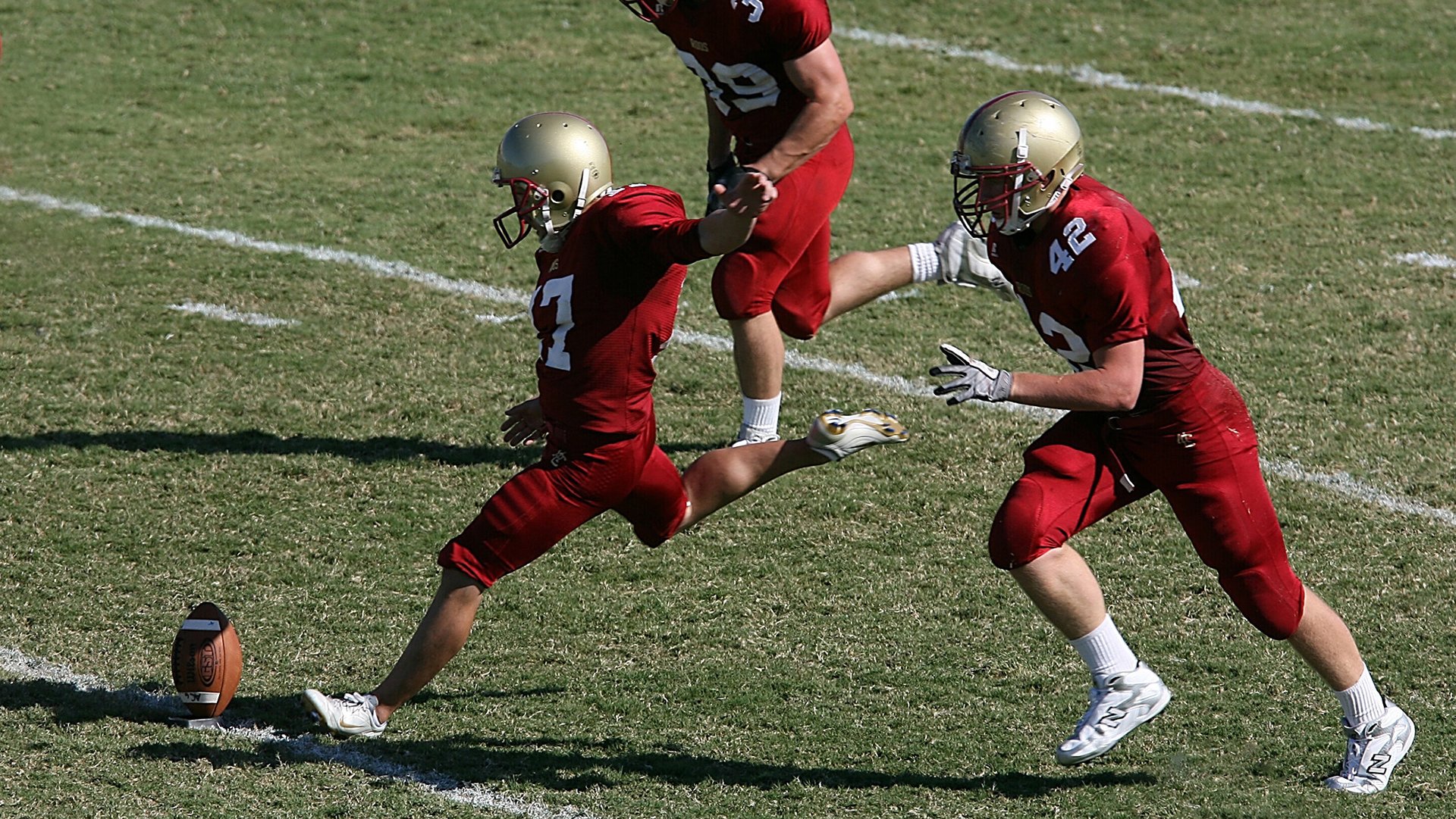 西甲豪门主场取胜 继续保持争冠希望